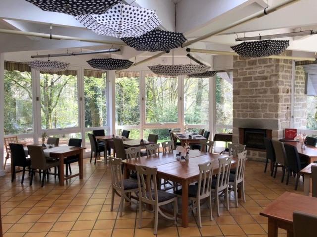 Domaine Des Etangs De Taysse Hotel Espagnac Ngoại thất bức ảnh
