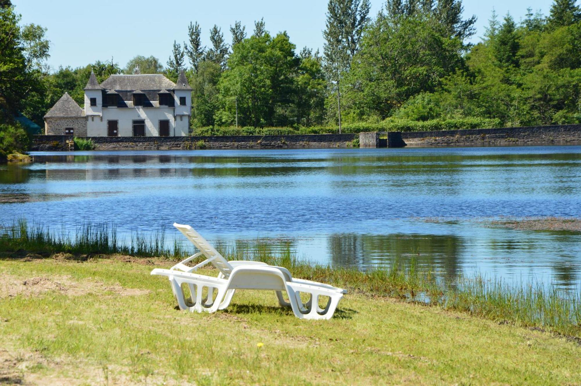 Domaine Des Etangs De Taysse Hotel Espagnac Ngoại thất bức ảnh